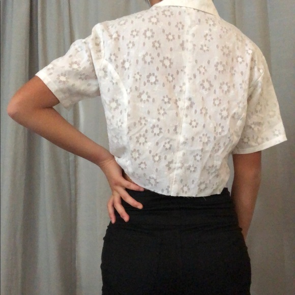 [SOLD] floral button up crop top+peter pan collar - Picture 3 of 4